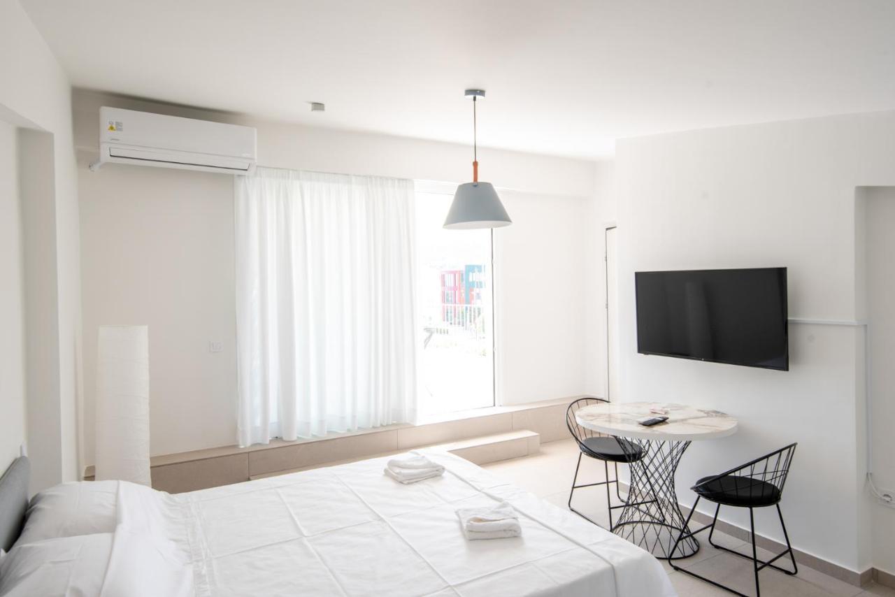 Ennea Suites-Null Suite Flámbouras Eksteriør bilde